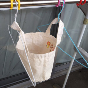 Dry your tote bag